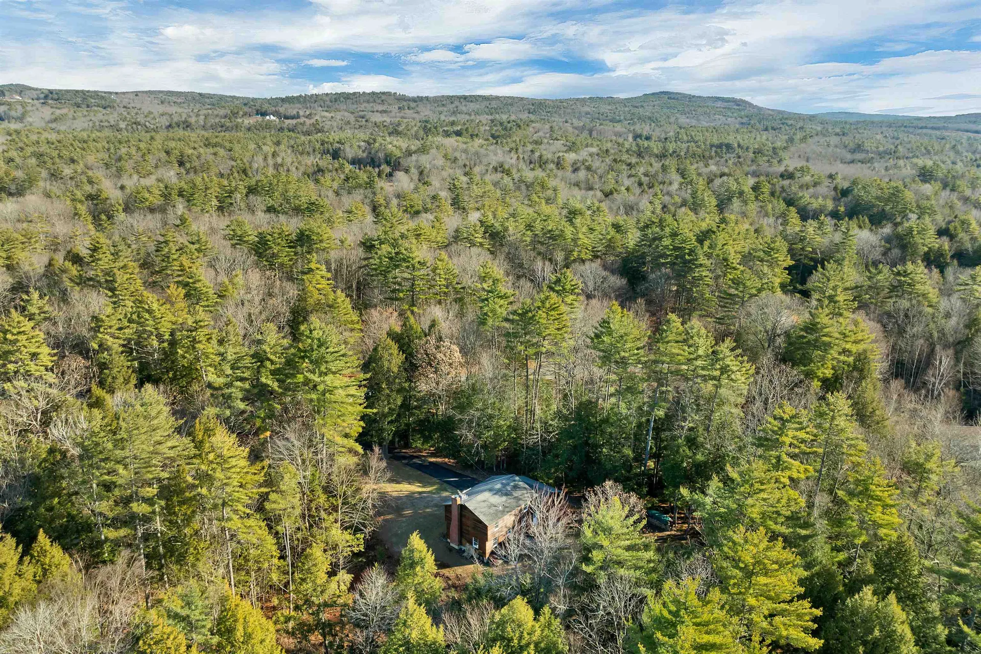 35 Westwood Drive Wolfeboro NH 03894