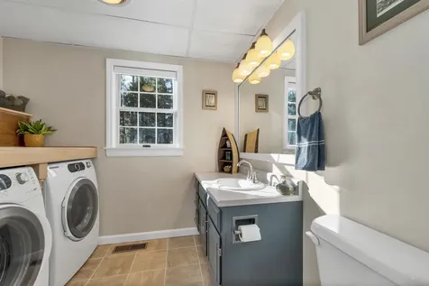 35 Westwood Drive Wolfeboro NH 03894