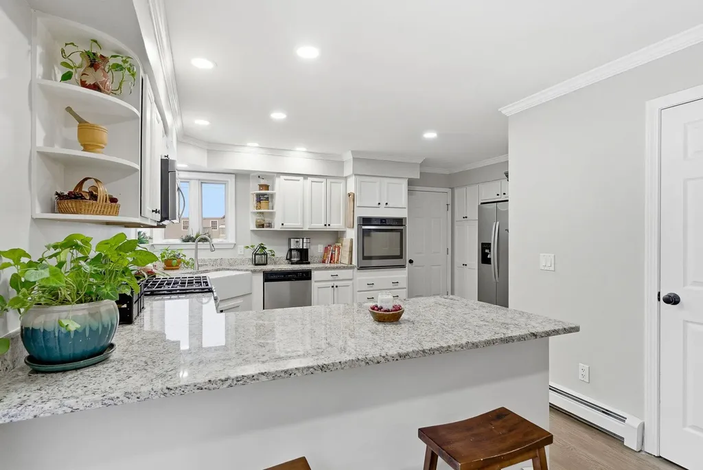 37 Ashlee Drive Peterborough NH 03458