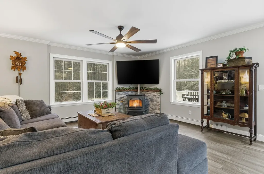 37 Ashlee Drive Peterborough NH 03458