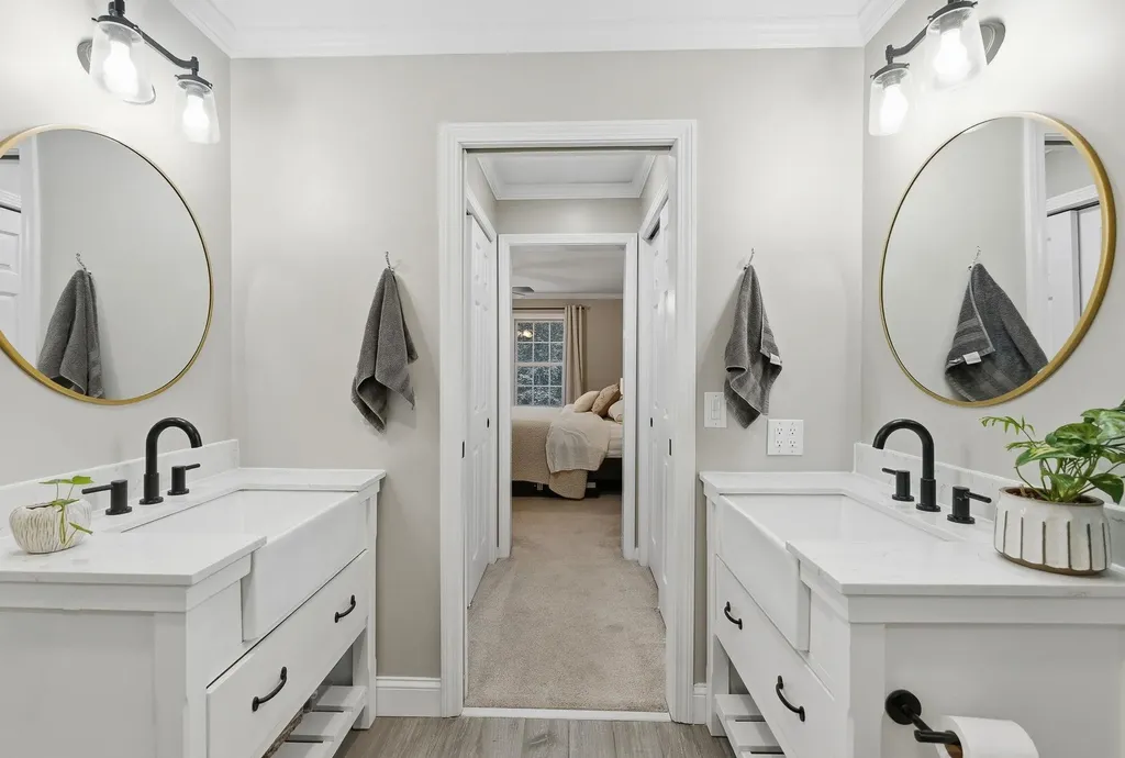 37 Ashlee Drive Peterborough NH 03458