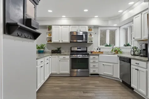 37 Ashlee Drive Peterborough NH 03458