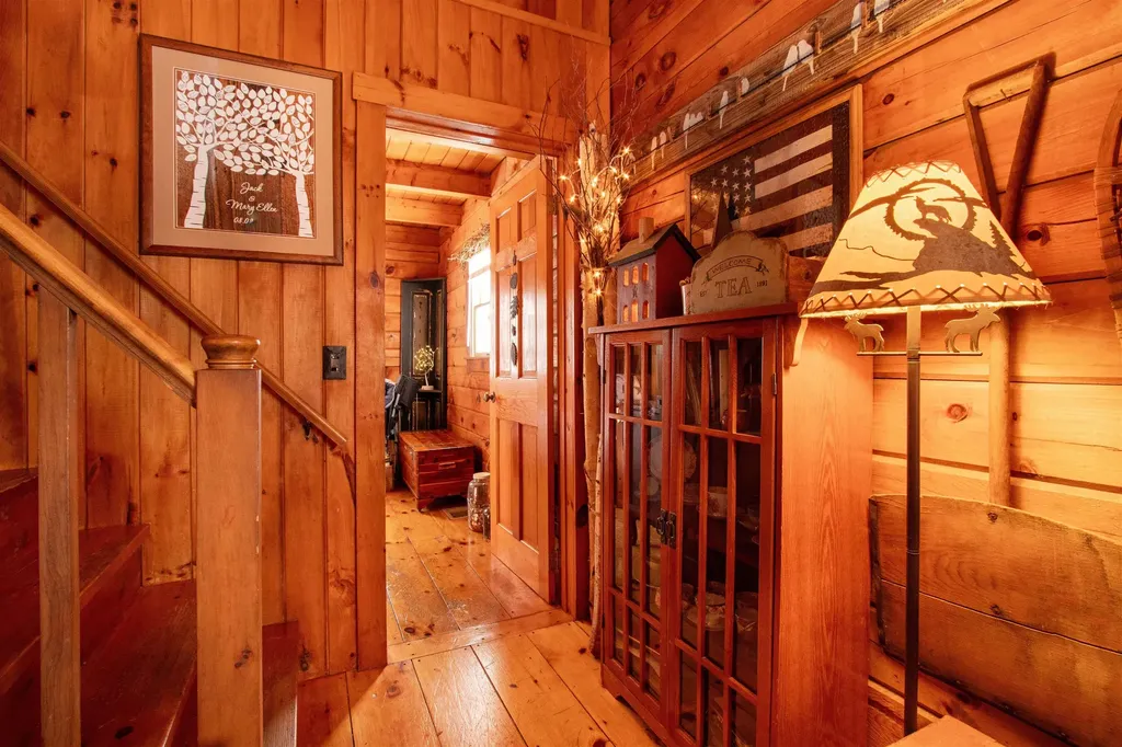 2155 Oneida Road Danville VT 05828