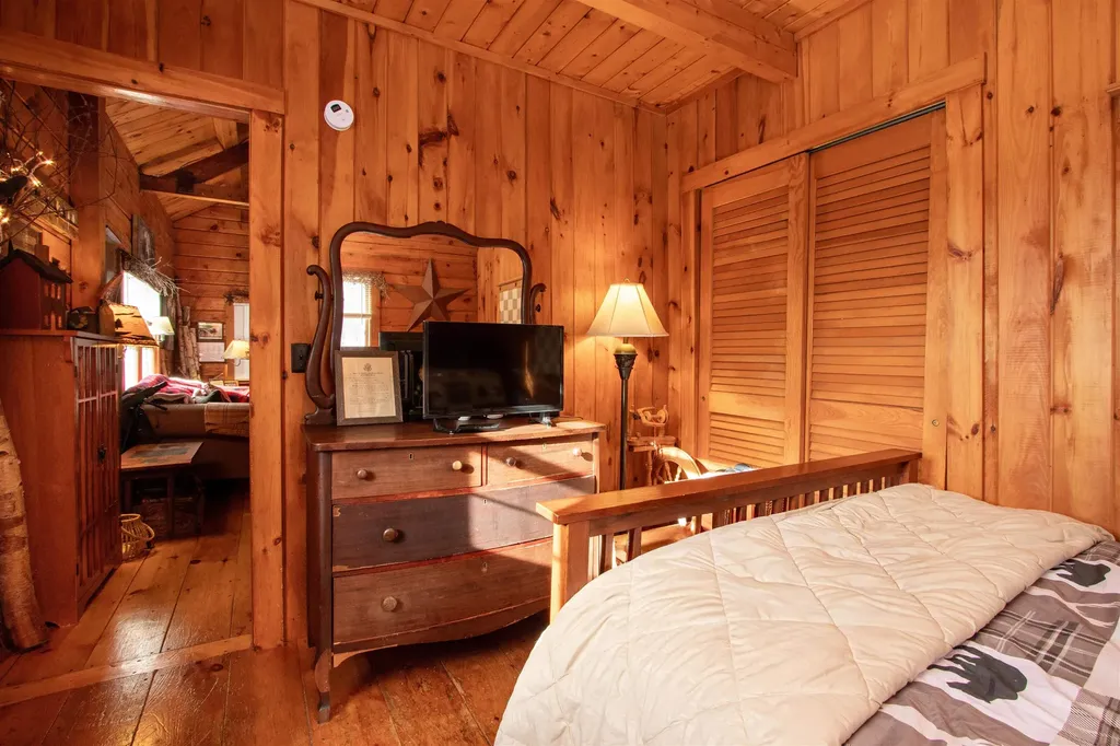 2155 Oneida Road Danville VT 05828