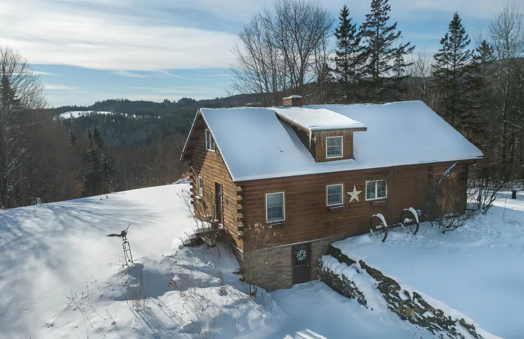2155 Oneida Road Danville VT 05828