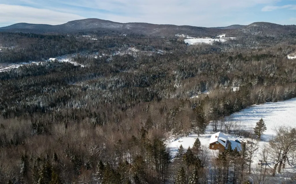2155 Oneida Road Danville VT 05828