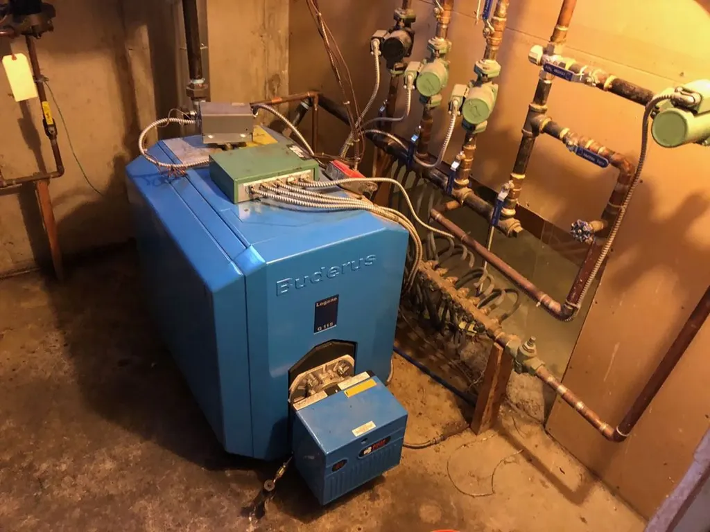 5 Commons Street Rutland City VT 05701-4652