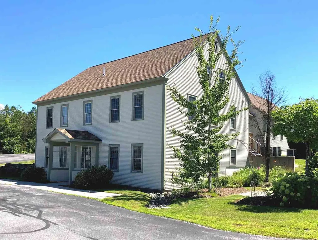 5 Commons Street Rutland City VT 05701-4652