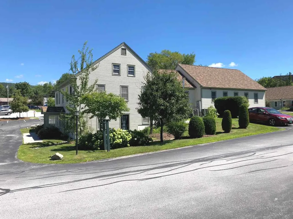 5 Commons Street Rutland City VT 05701-4652