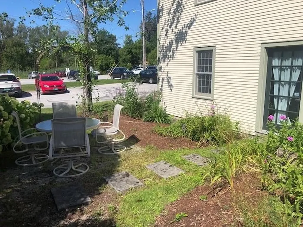 5 Commons Street Rutland City VT 05701-4652