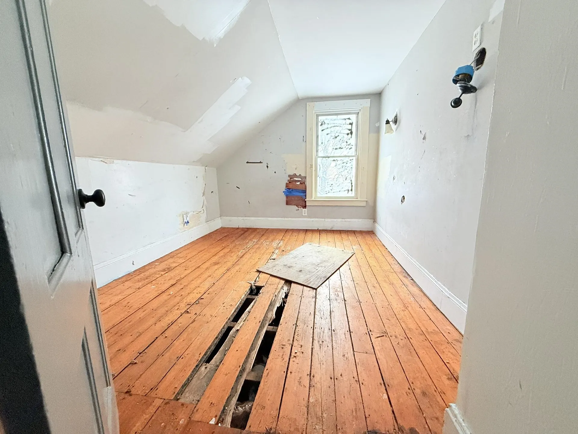 63 W Terrace Street Claremont NH 03743