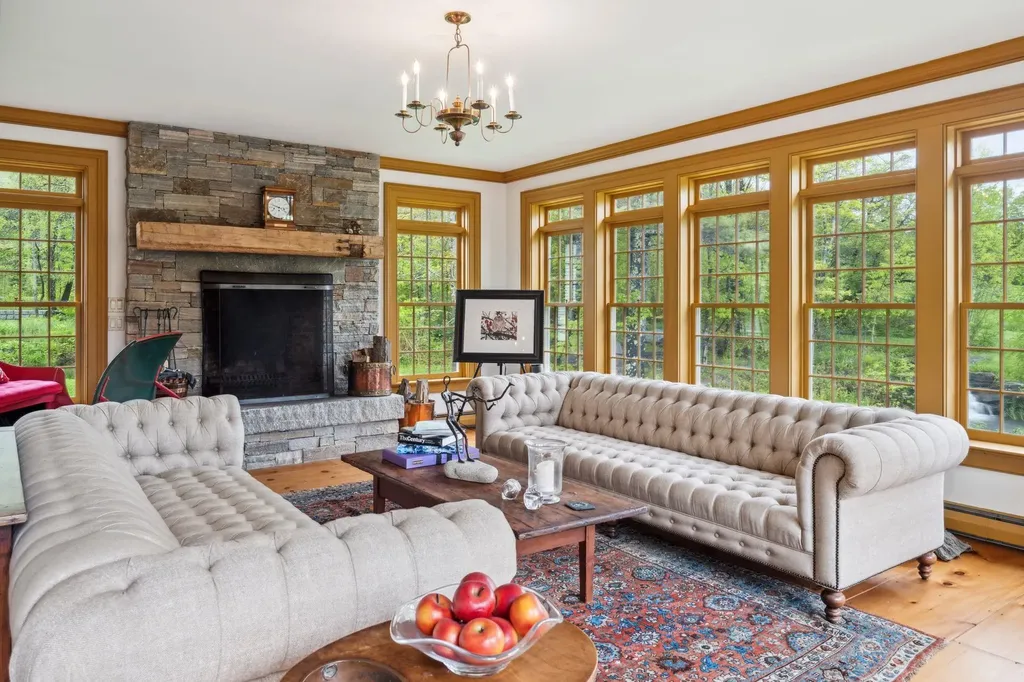 1497 Bowman Road Barnard VT 05031