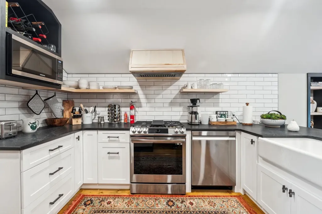 1497 Bowman Road Barnard VT 05031