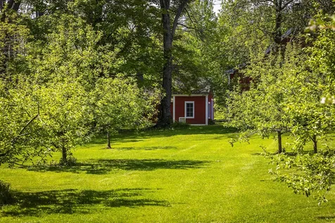 1497 Bowman Road Barnard VT 05031