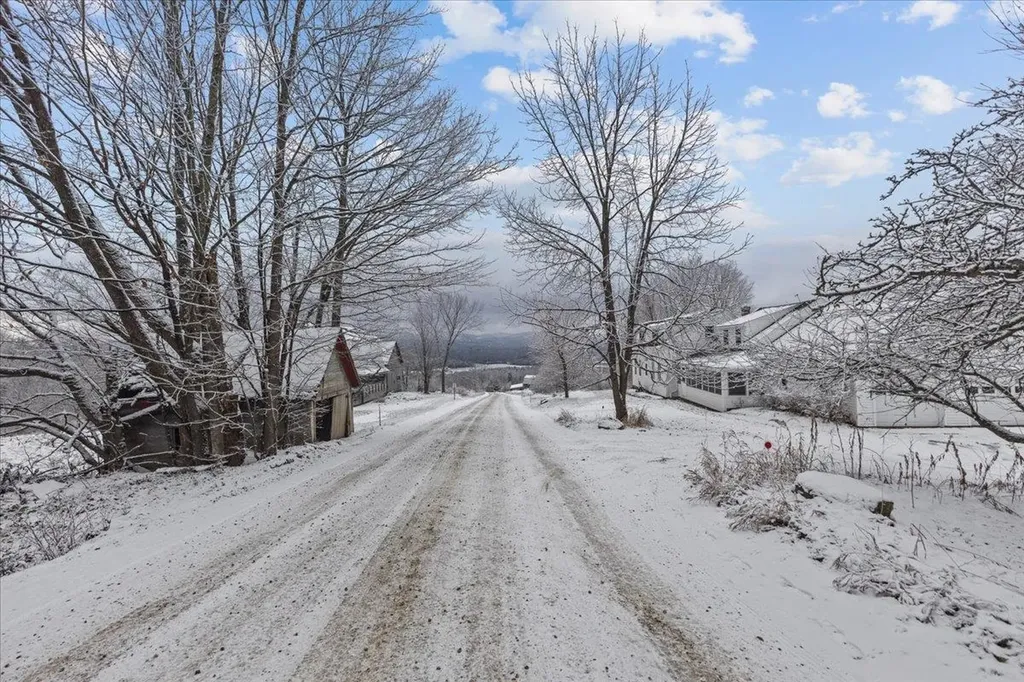 1986 Lower Elmore Mountain Road Morristown VT 05661