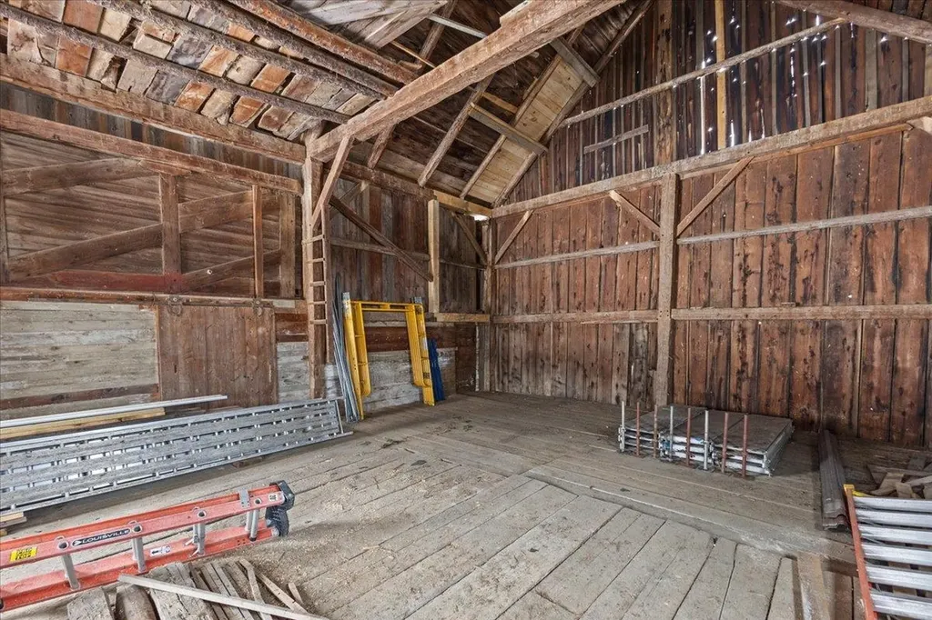 1986 Lower Elmore Mountain Road Morristown VT 05661