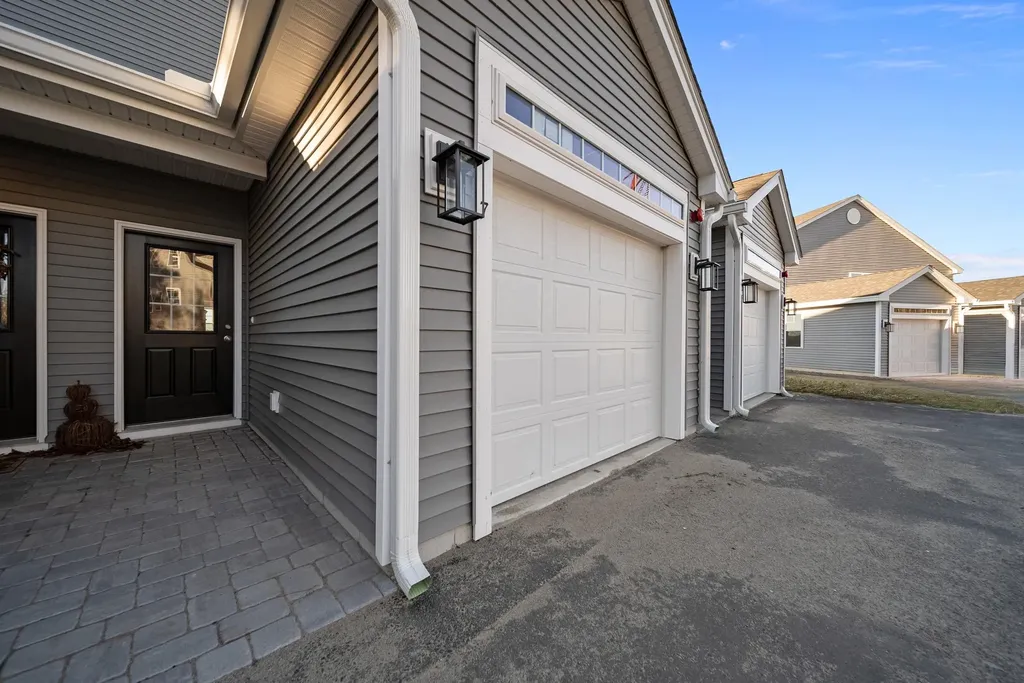 7 Cypress Lane Windham NH 03087