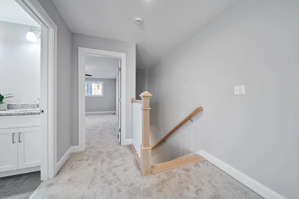 7 Cypress Lane Windham NH 03087