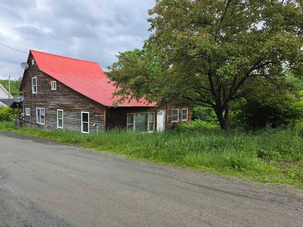 25 Maillet Road Lunenburg VT 05906