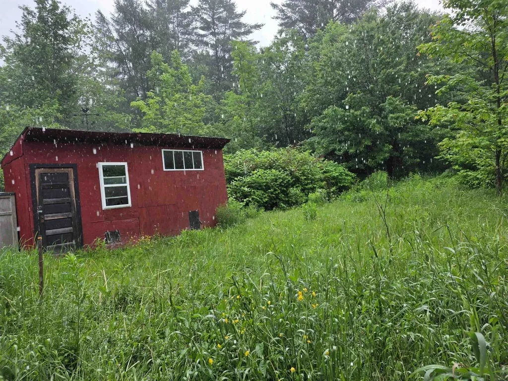 25 Maillet Road Lunenburg VT 05906