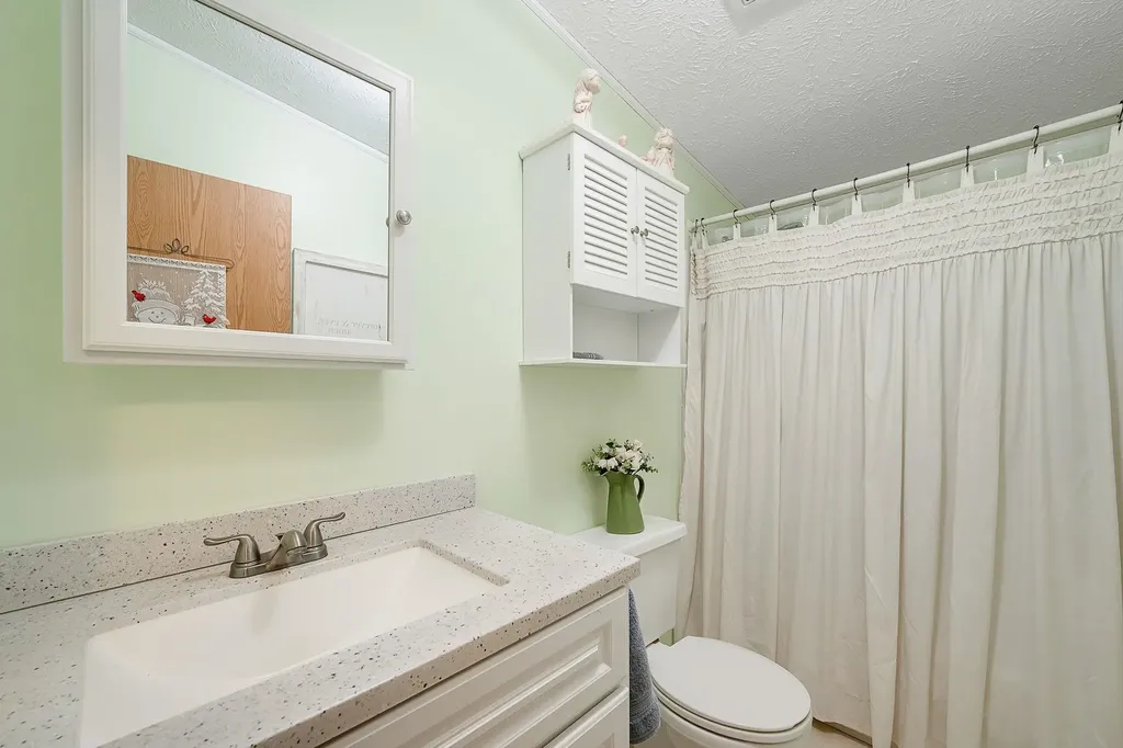 1450 Us Route 2 Waterbury VT 05676