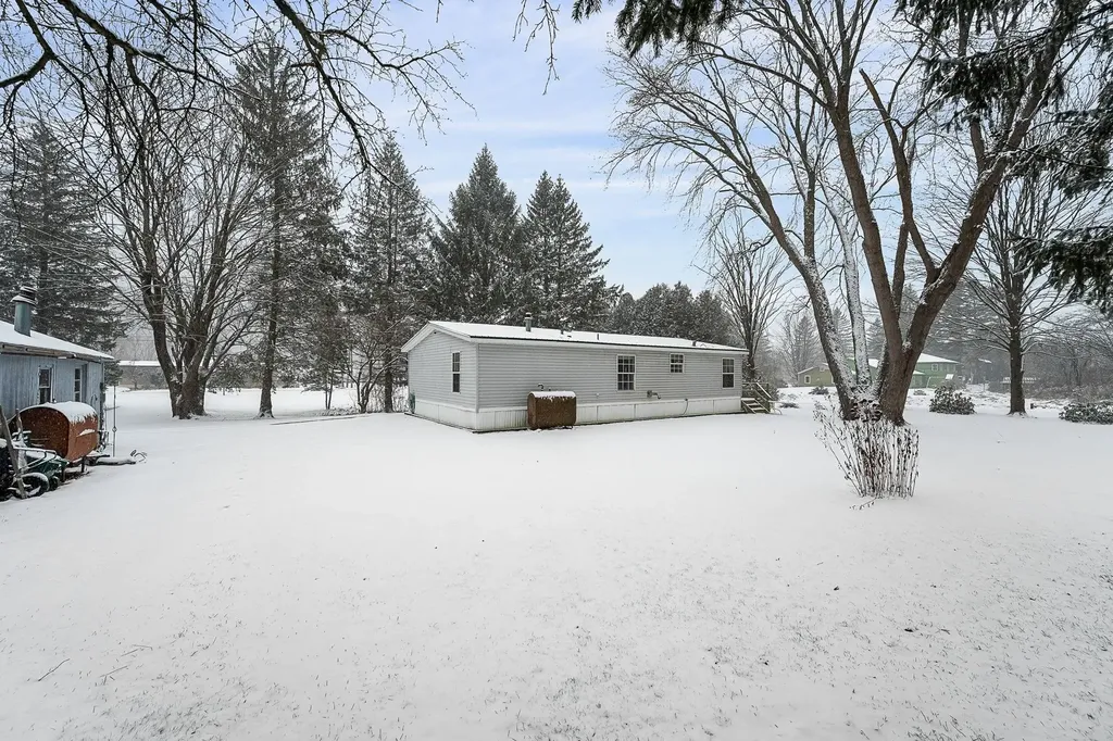 1450 Us Route 2 Waterbury VT 05676