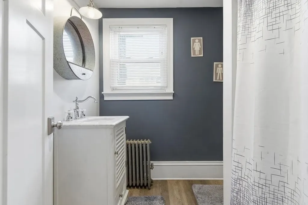 11 Charles Street Nashua NH 03064