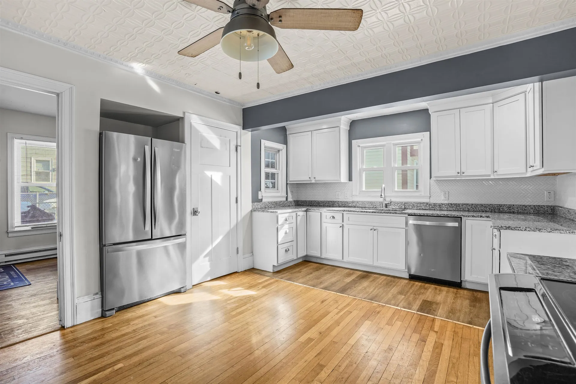 11 Charles Street Nashua NH 03064