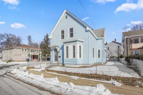 11 Charles Street Nashua NH 03064