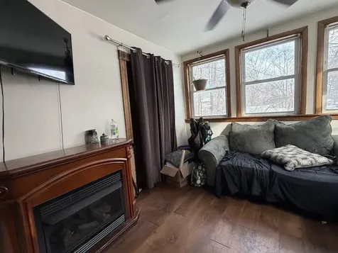 114 Chases Grove Road Derry NH 03038