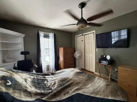 114 Chases Grove Road Derry NH 03038