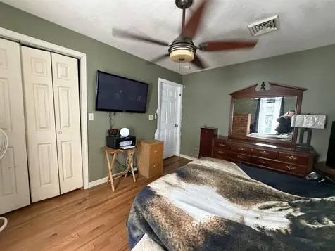 114 Chases Grove Road Derry NH 03038