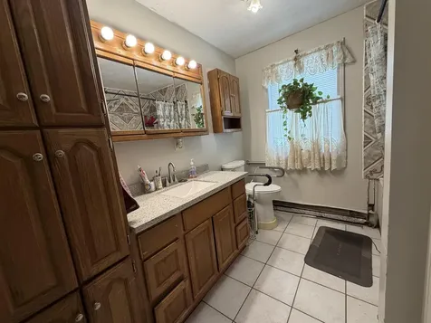 114 Chases Grove Road Derry NH 03038