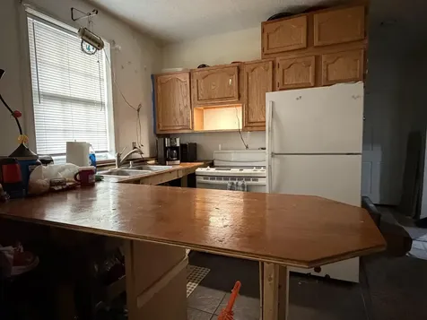 114 Chases Grove Road Derry NH 03038