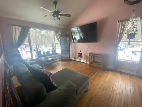 114 Chases Grove Road Derry NH 03038