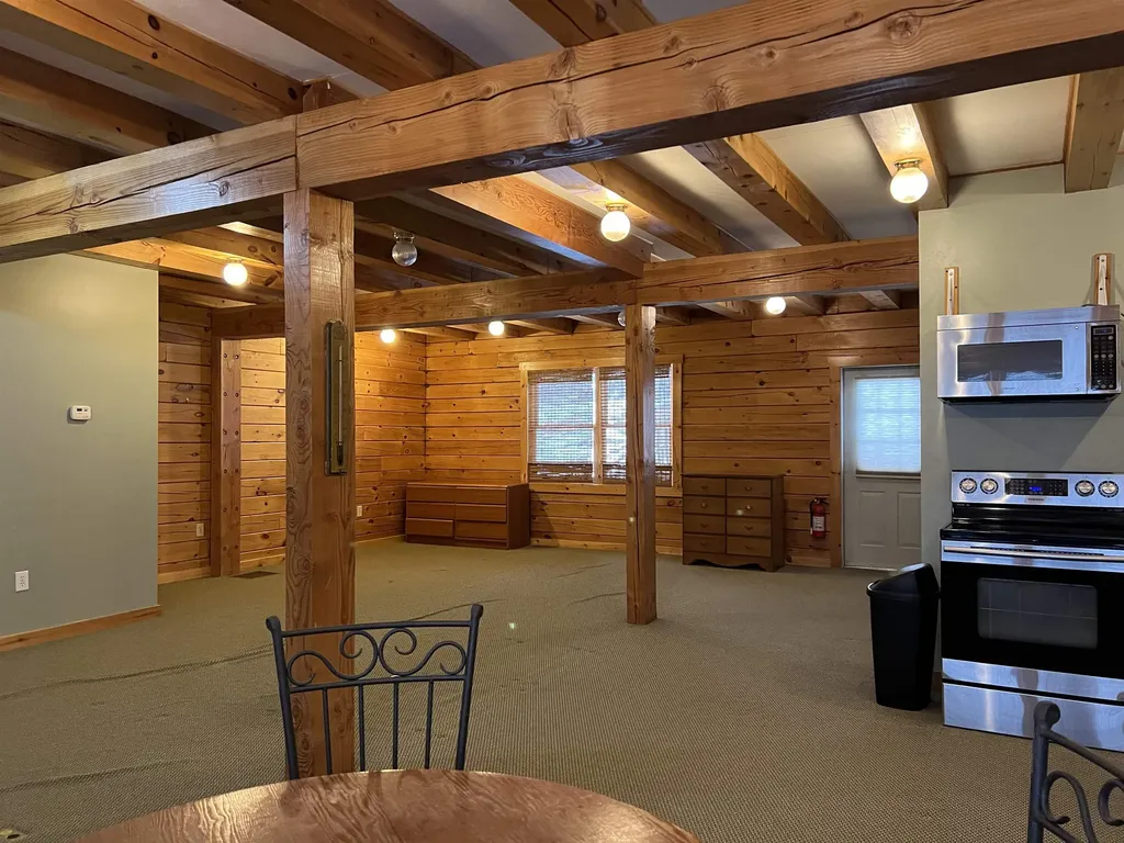 25 Southmayd Street Campton NH 03223