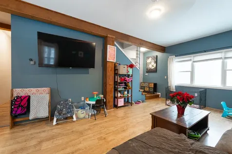 4 Sunset Drive Londonderry NH 03053