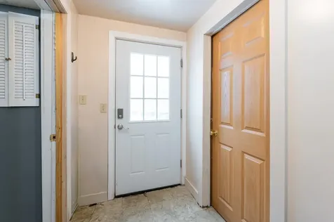 4 Sunset Drive Londonderry NH 03053