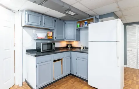 4 Sunset Drive Londonderry NH 03053