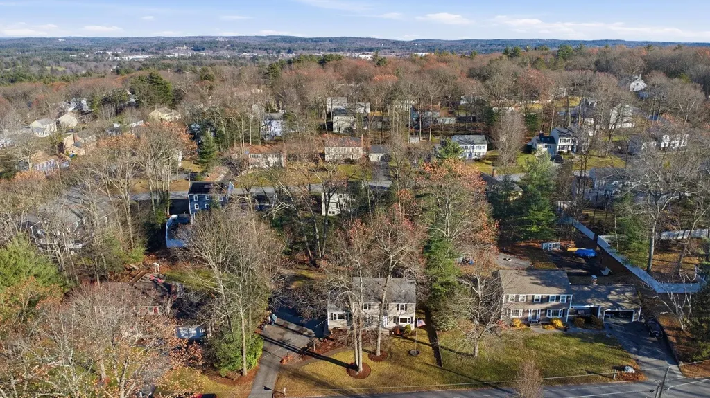 9 Byron Drive Nashua NH 03062