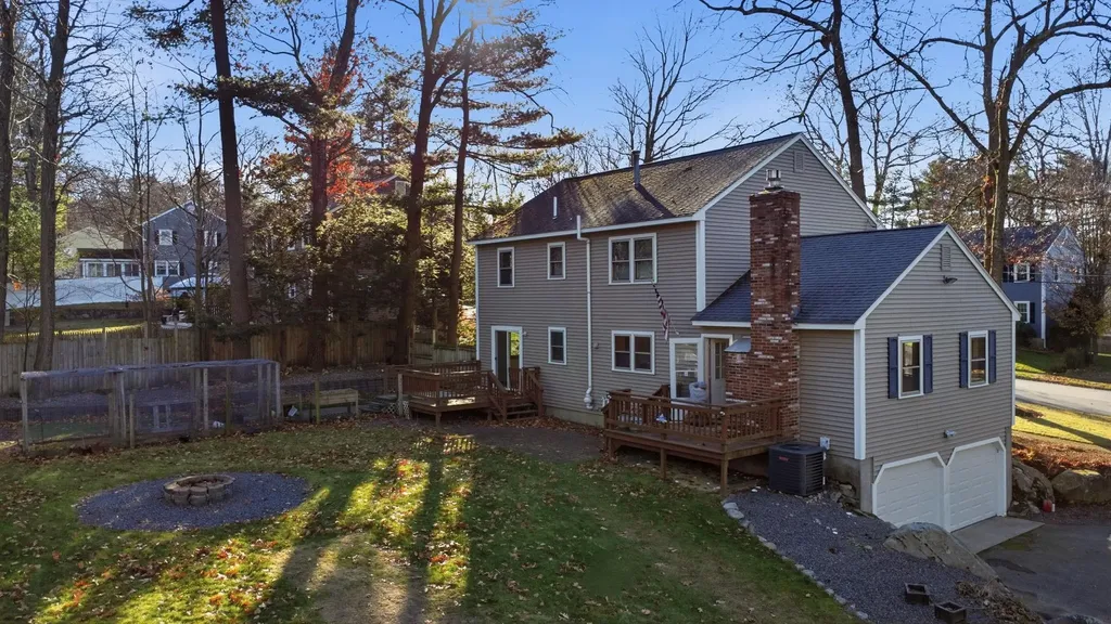 9 Byron Drive Nashua NH 03062