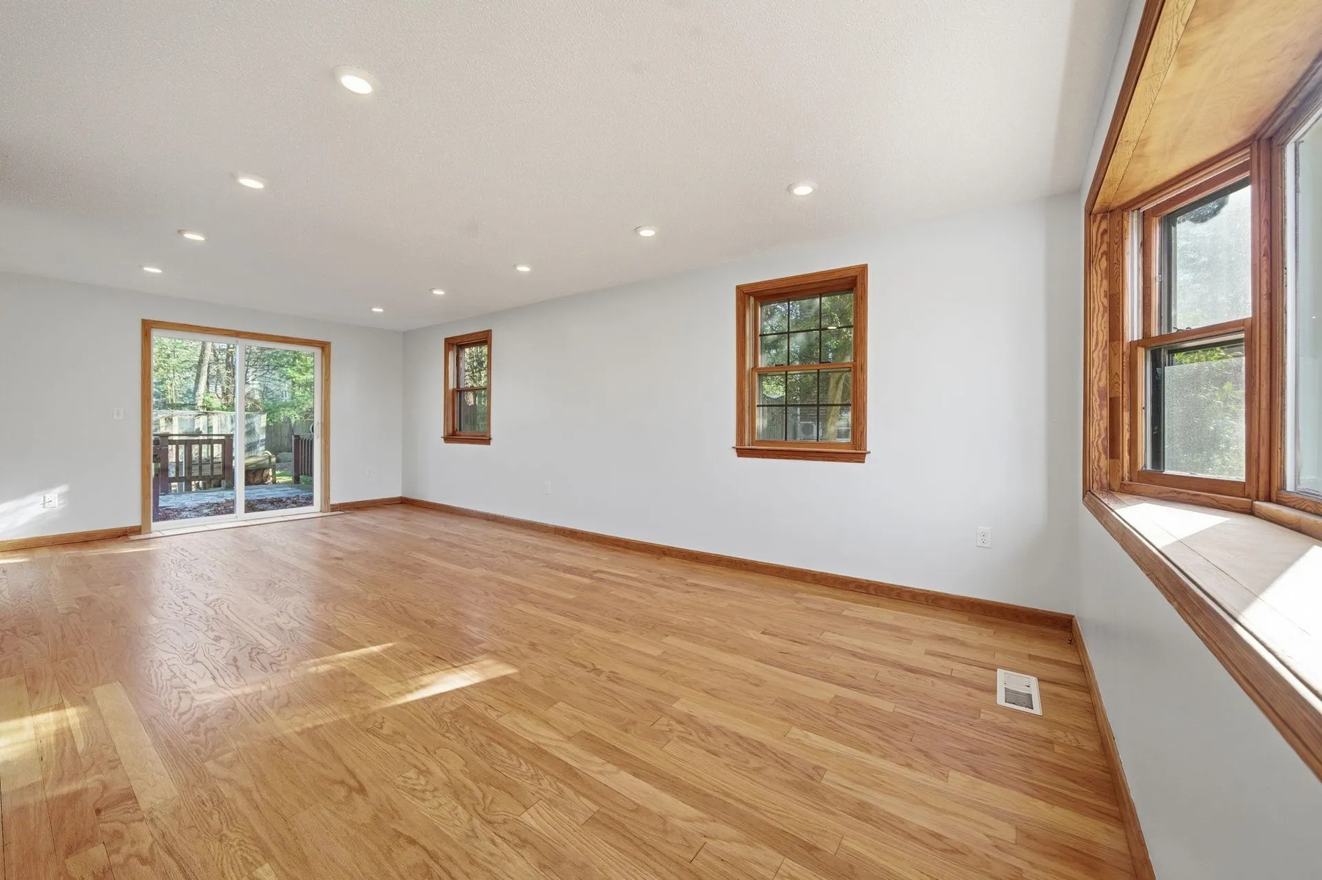 9 Byron Drive Nashua NH 03062