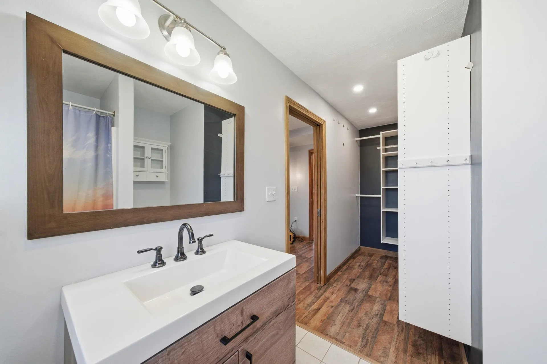 9 Byron Drive Nashua NH 03062