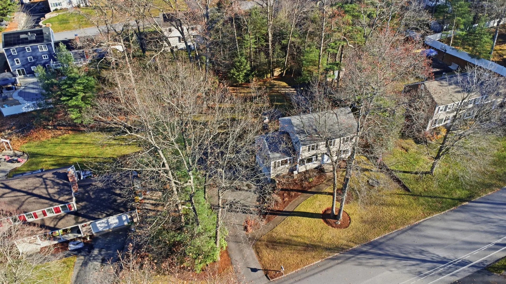 9 Byron Drive Nashua NH 03062