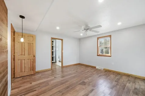 9 Byron Drive Nashua NH 03062