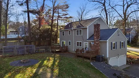 9 Byron Drive Nashua NH 03062