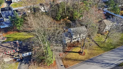 9 Byron Drive Nashua NH 03062