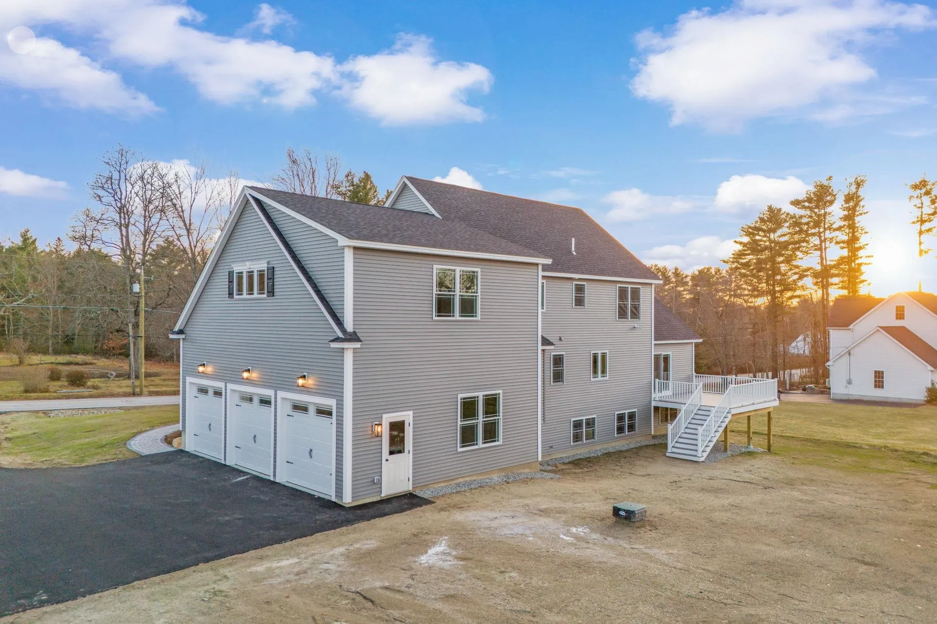 91 Raymond Road Auburn NH 03032