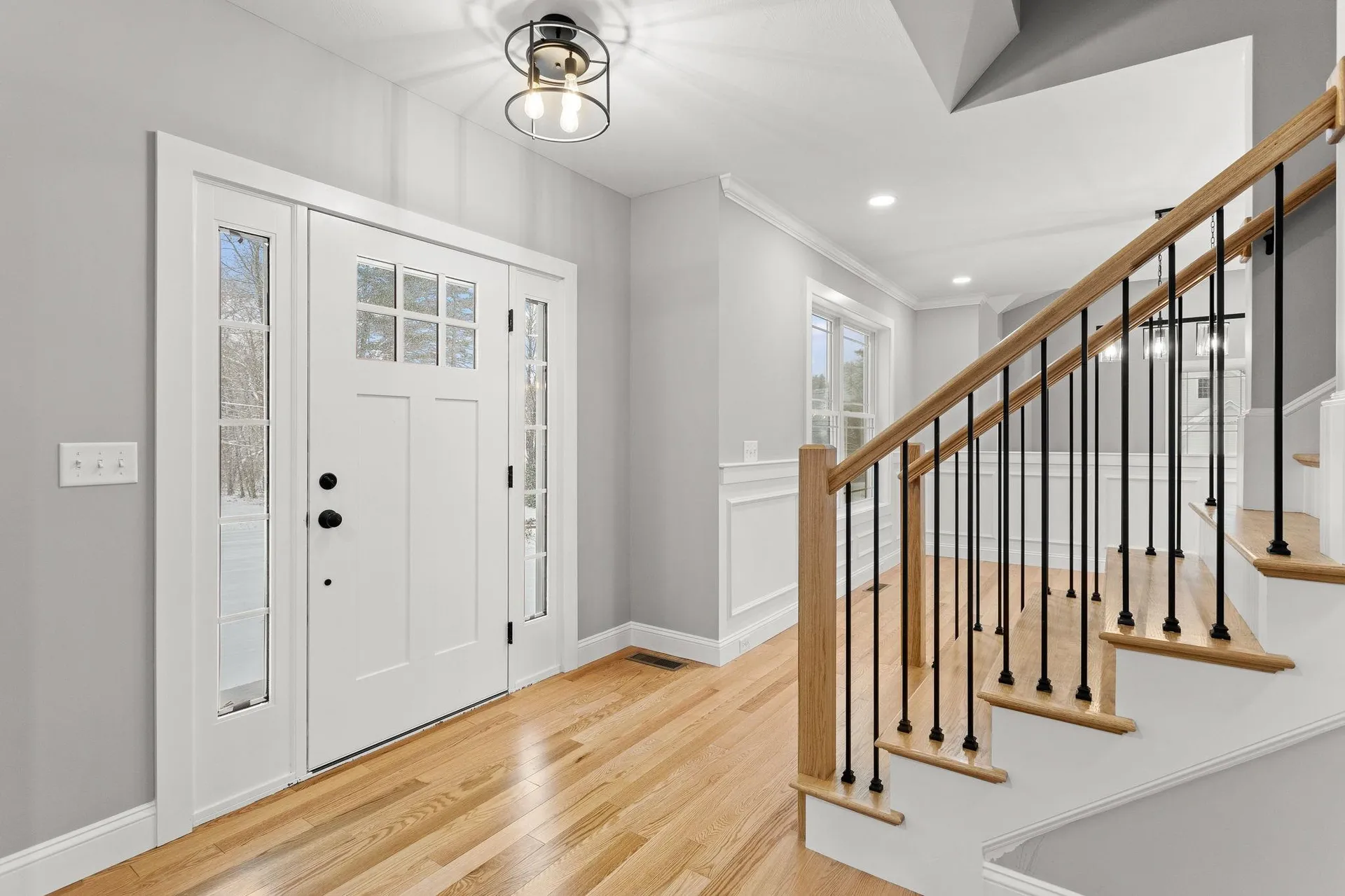 91 Raymond Road Auburn NH 03032