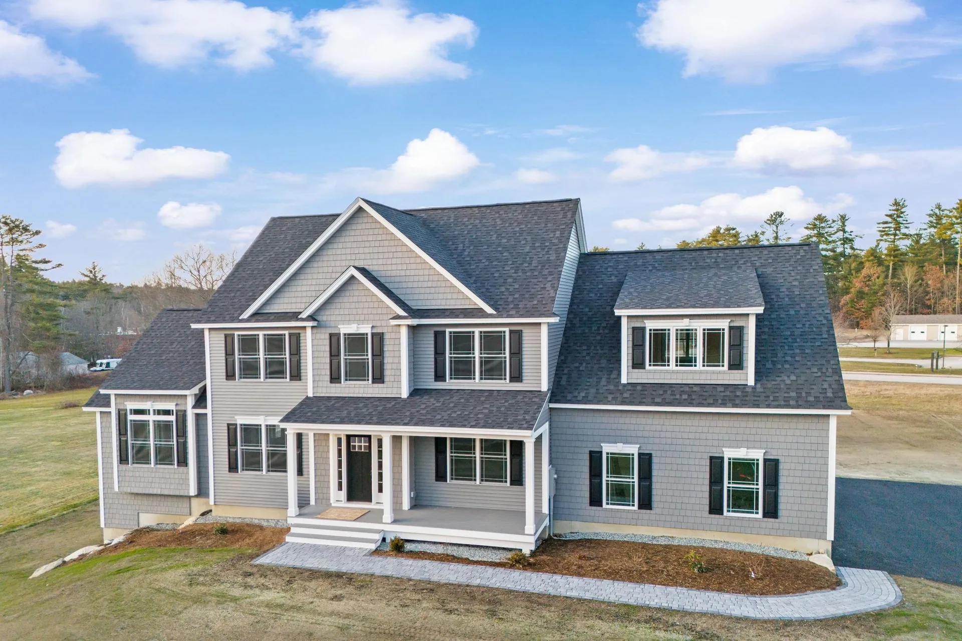 91 Raymond Road Auburn NH 03032